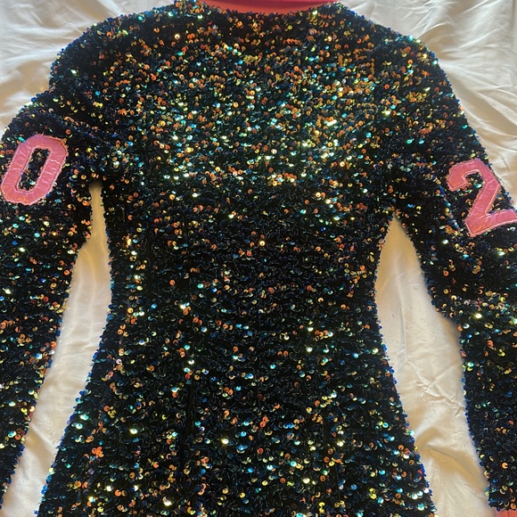 Shane Justin Runway Dress - Picture 4 of 4